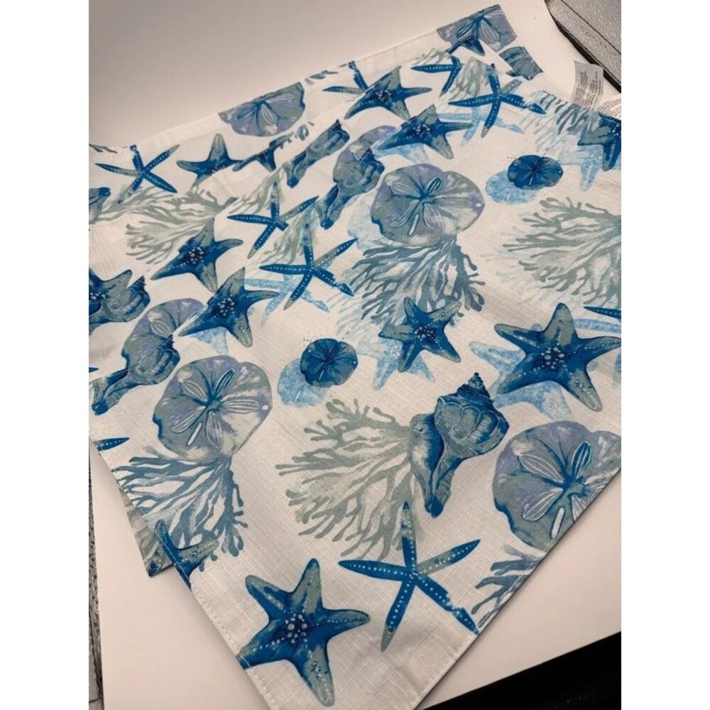 Placemats set 4 cloth coastal starfish seashells